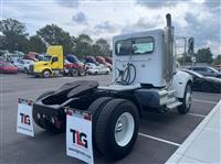 2015 Peterbilt 337