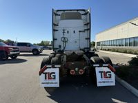 2022 Freightliner CASCADIA 116