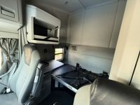 2022 Kenworth T680