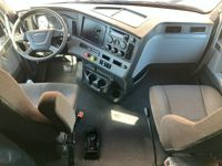 2022 Freightliner CASCADIA 116