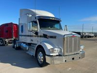 2022 Peterbilt 567