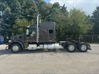 2022 Peterbilt 567