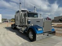 2020 Kenworth W900B
