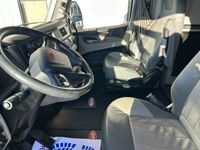 2023 Peterbilt 579