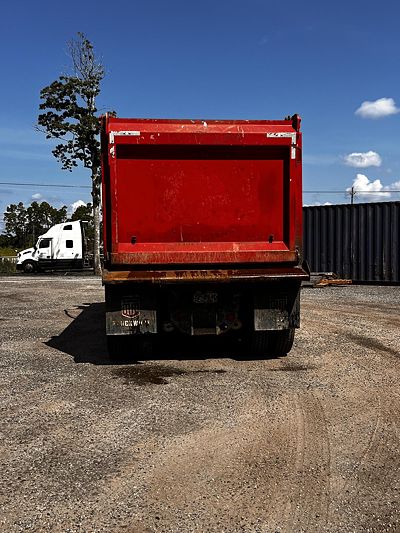 2025 Kenworth T880