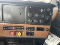 2020 Freightliner CASCADIA 126