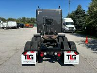 2022 Peterbilt 567