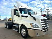 2021 Freightliner CASCADIA 126