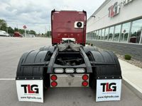 2023 Peterbilt 389