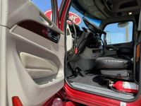 2022 Peterbilt 579