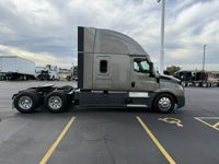 2024 Freightliner CASCADIA 126