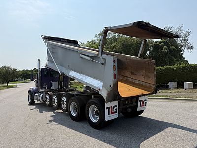 2020 Peterbilt 567