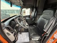 2023 Peterbilt 579
