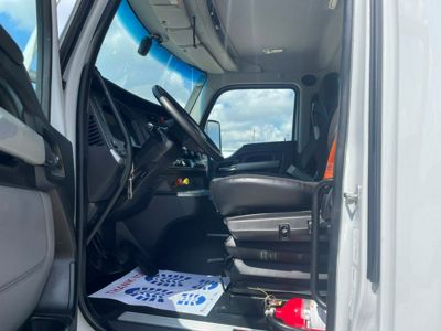 2023 Kenworth T680