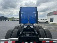 2023 Kenworth W900