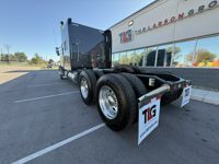 2022 Peterbilt 389