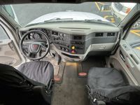 2021 Peterbilt 579