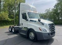 2021 Freightliner CASCADIA 126