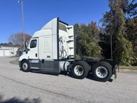 2022 Freightliner CASCADIA 116