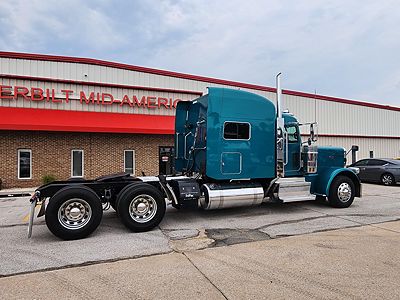 2018 Peterbilt 389