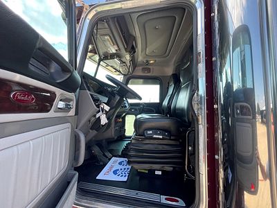 2024 Peterbilt 389