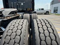 2023 Kenworth W990