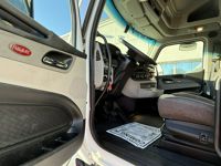2023 Peterbilt 579