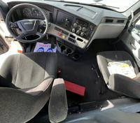 2021 Freightliner CASCADIA 126