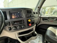 2023 Peterbilt 579