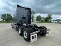 2023 Peterbilt 579