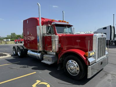 1997 Peterbilt 379