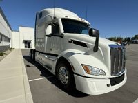 2023 Peterbilt 579