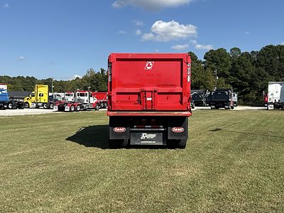 2023 Peterbilt 567