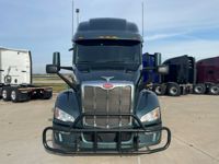 2023 Peterbilt 579