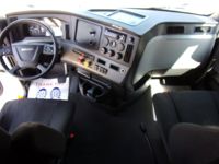 2022 Freightliner CASCADIA 116