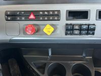 2020 Freightliner CASCADIA 126
