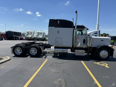 2000 Peterbilt 379