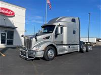 2022 Peterbilt 579