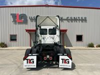 2021 Freightliner CASCADIA 126