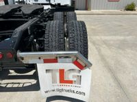 2023 Peterbilt 579