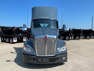 2023 Kenworth T680