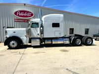2021 Peterbilt 389