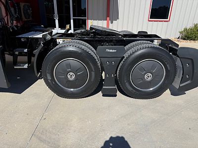 2022 Kenworth T680