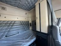 2022 Freightliner Coronado 122 SD