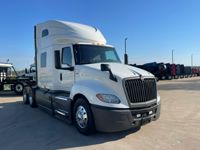 2020 International LT625