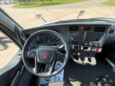 2023 Kenworth T680