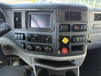 2023 Peterbilt 579