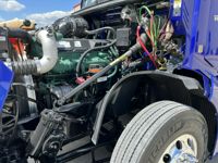 2022 Volvo VNL64T860