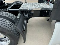 2023 Peterbilt 579