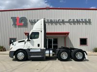 2021 Freightliner CASCADIA 126